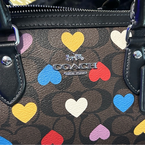 Coach signature canvas print purse with hearts. Comes with matching umbrella! - Picture 10 of 11